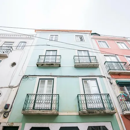 Sao Bento Authentic Apartment. Appartement Lissabon