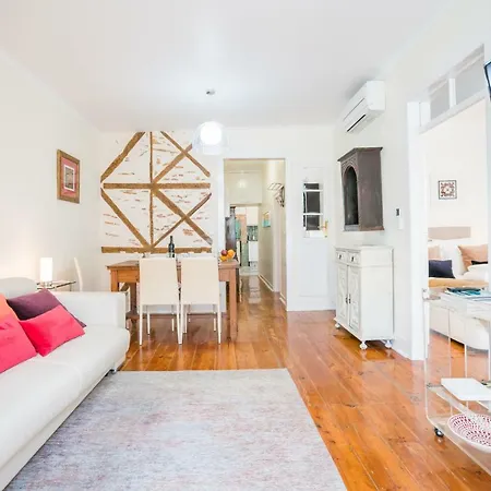 Appartamento Sao Bento Authentic Apartment. Lisbona