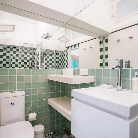 Sao Bento Authentic Apartment. Lisbona